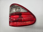 Feu arrière extérieur droit MERCEDES E-CLASSE BREAK S210 Réf. A2108205464